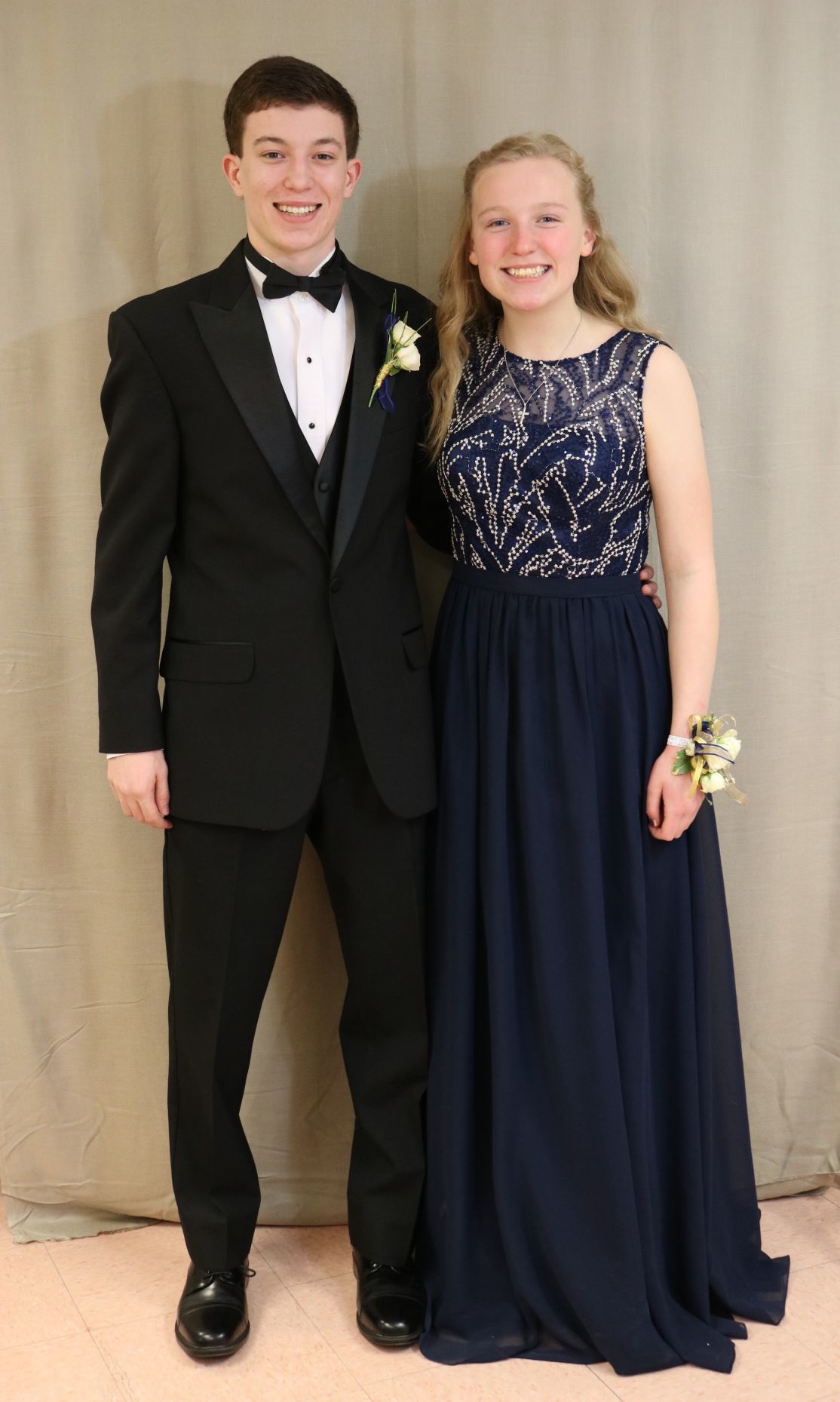 FCHS Prom March 58.JPG